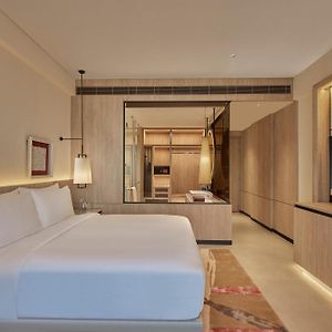 Executive King Room